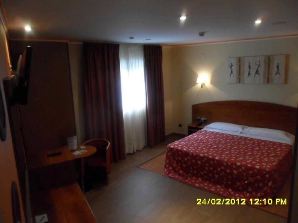 Motel Emporio Cabezon de Pisuerga Екстер'єр фото