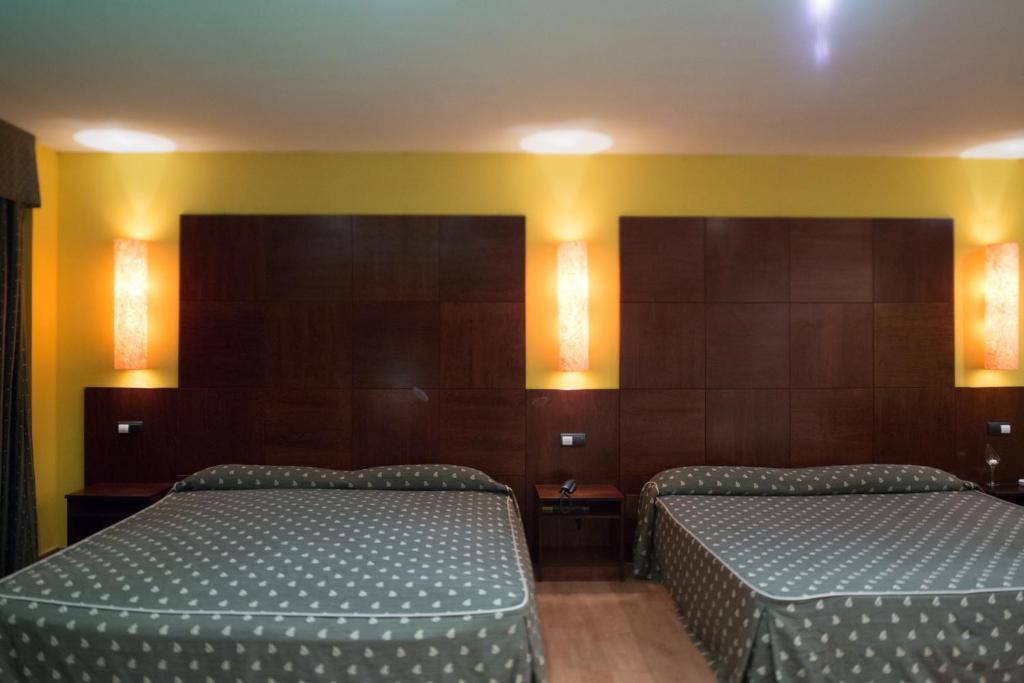 Motel Emporio Cabezon de Pisuerga Екстер'єр фото